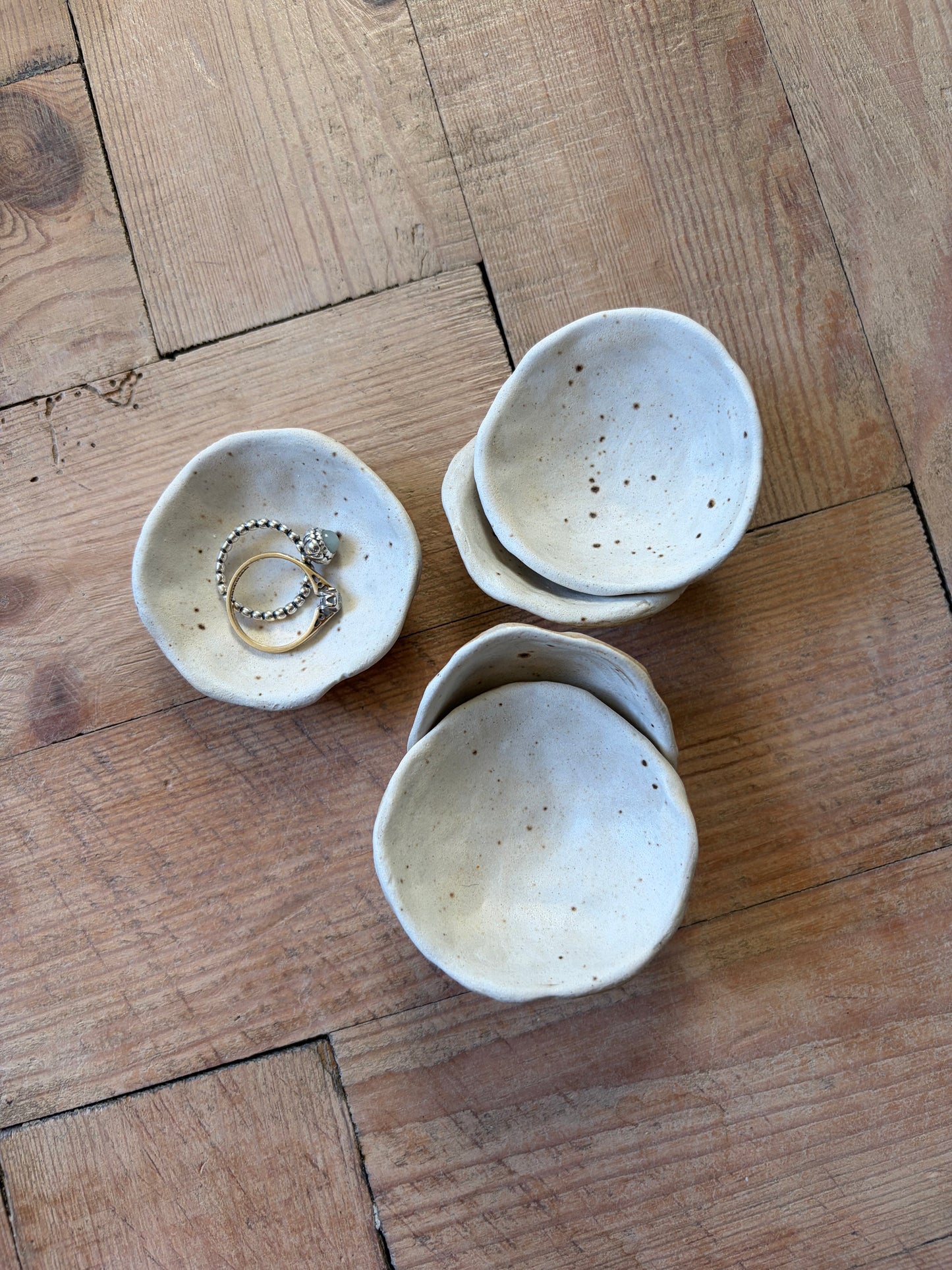 Little speckled dishes