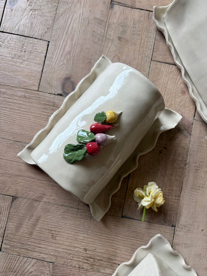 Imperfect radish butter dish