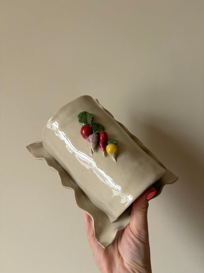 Imperfect radish butter dish