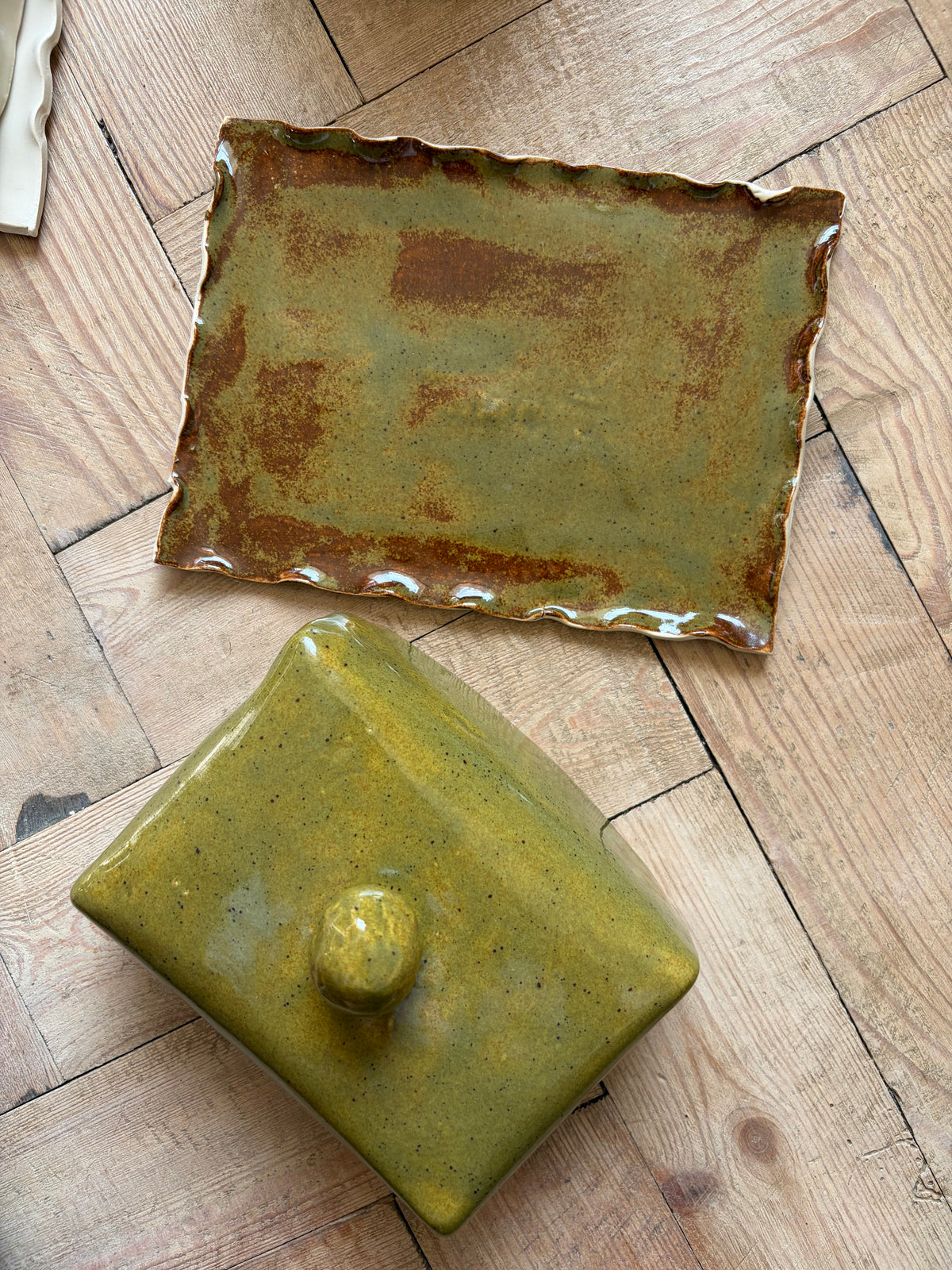 Mossy green imperfect butter dish