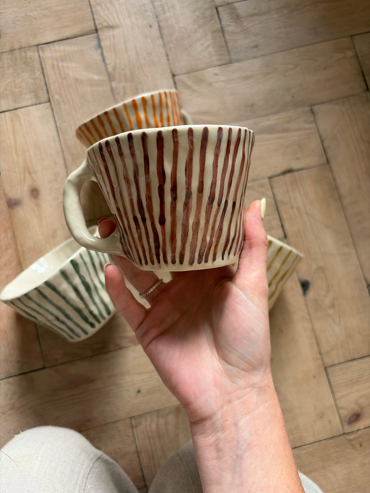 Chestnut thin stripe mug