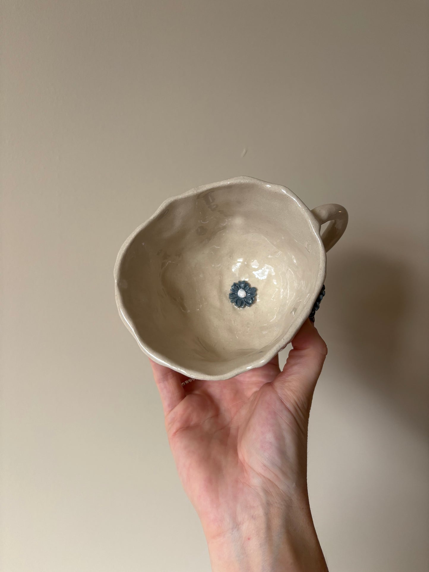 Dusty blue flowers mug
