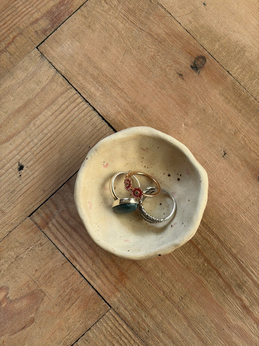 Little speckled dishes