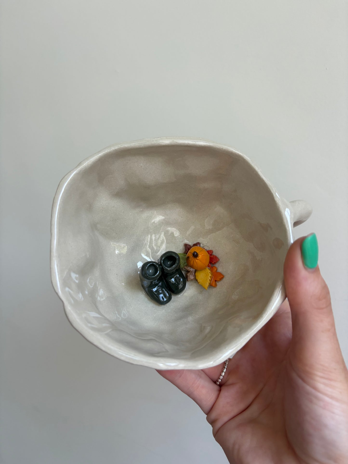 Bespoke crisp autumn day mug
