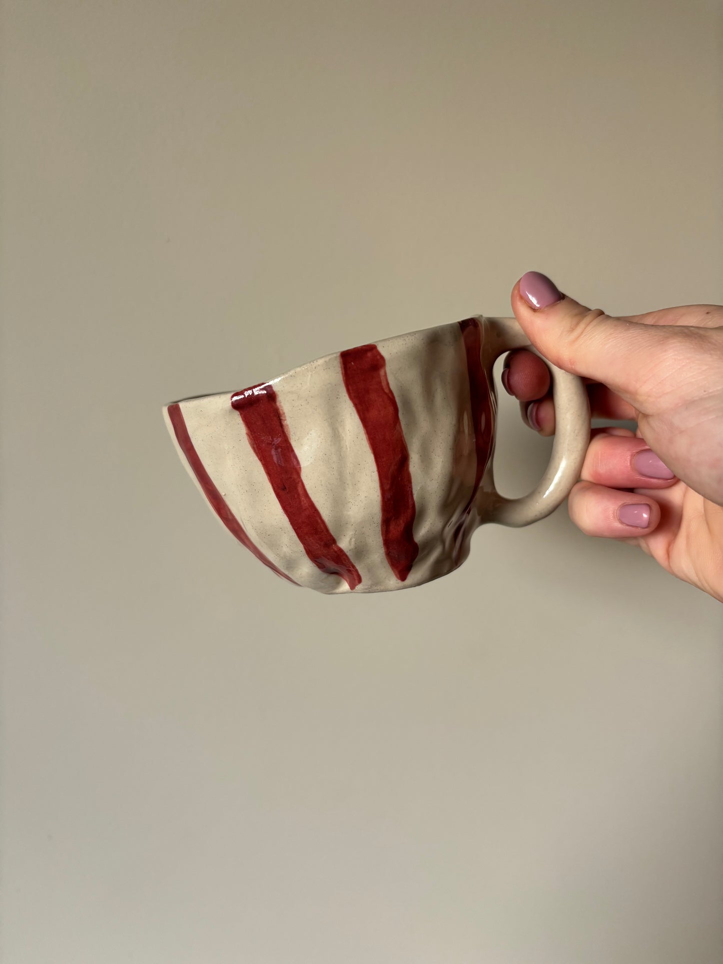 Berry striped mug